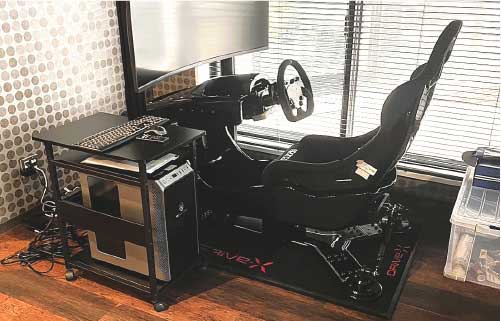 ドライビングシミュレータ Drive-X